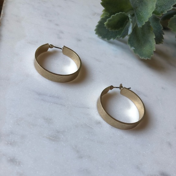 The Ava - The Vintage Hoop - Picture 4 of 8